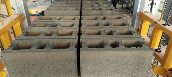 De Quoi Sont Faites Les Briques De Béton (briques De Ciment) ?
