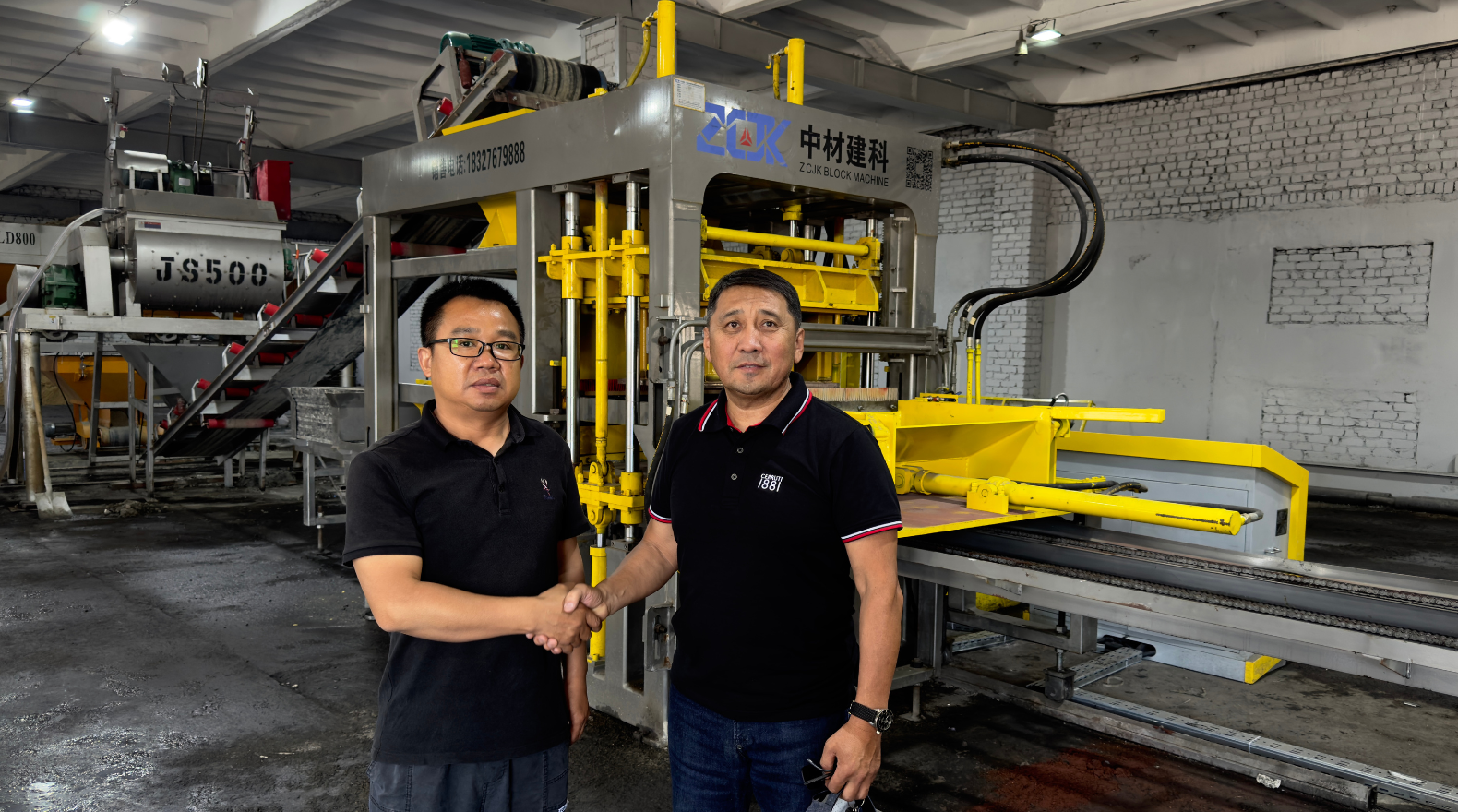 Machine de fabrication de blocs ZCJK au Kazakhstan